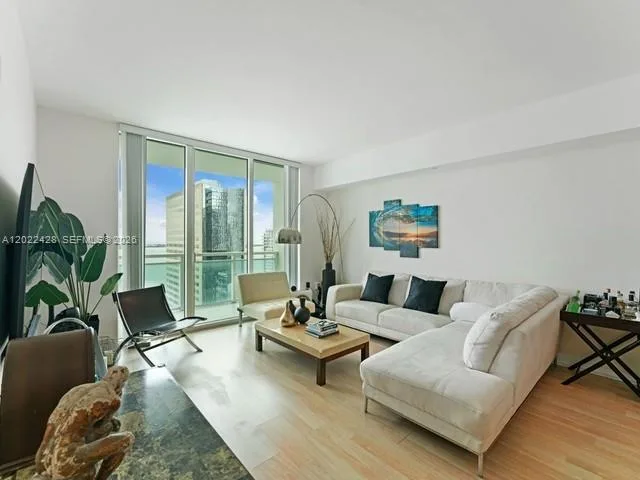 951 Brickell Ave # 2808, Miami, FL 33131 photo 11