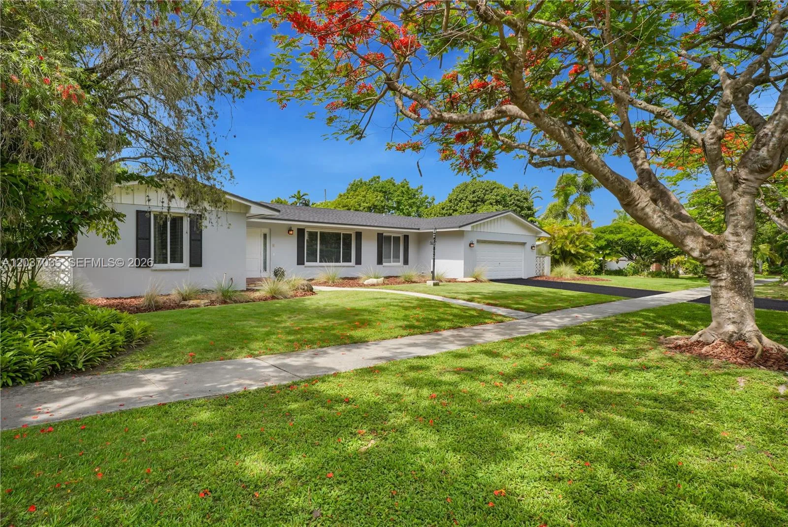 8340 SW 96th St, Miami, FL 33156 photo 2