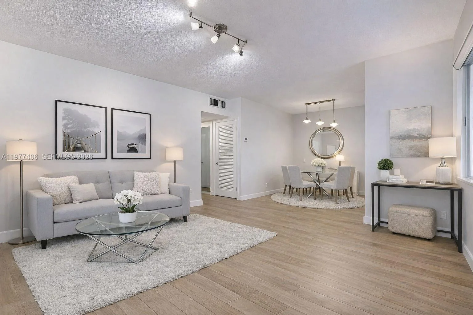 5300 Washington St # D303, Hollywood, FL 33021