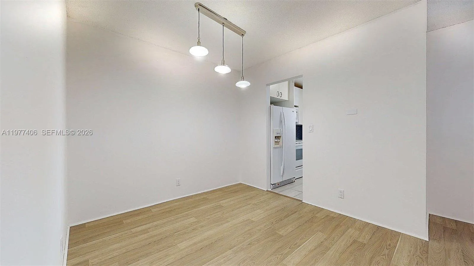 5300 Washington St # D303, Hollywood, FL 33021 photo 2