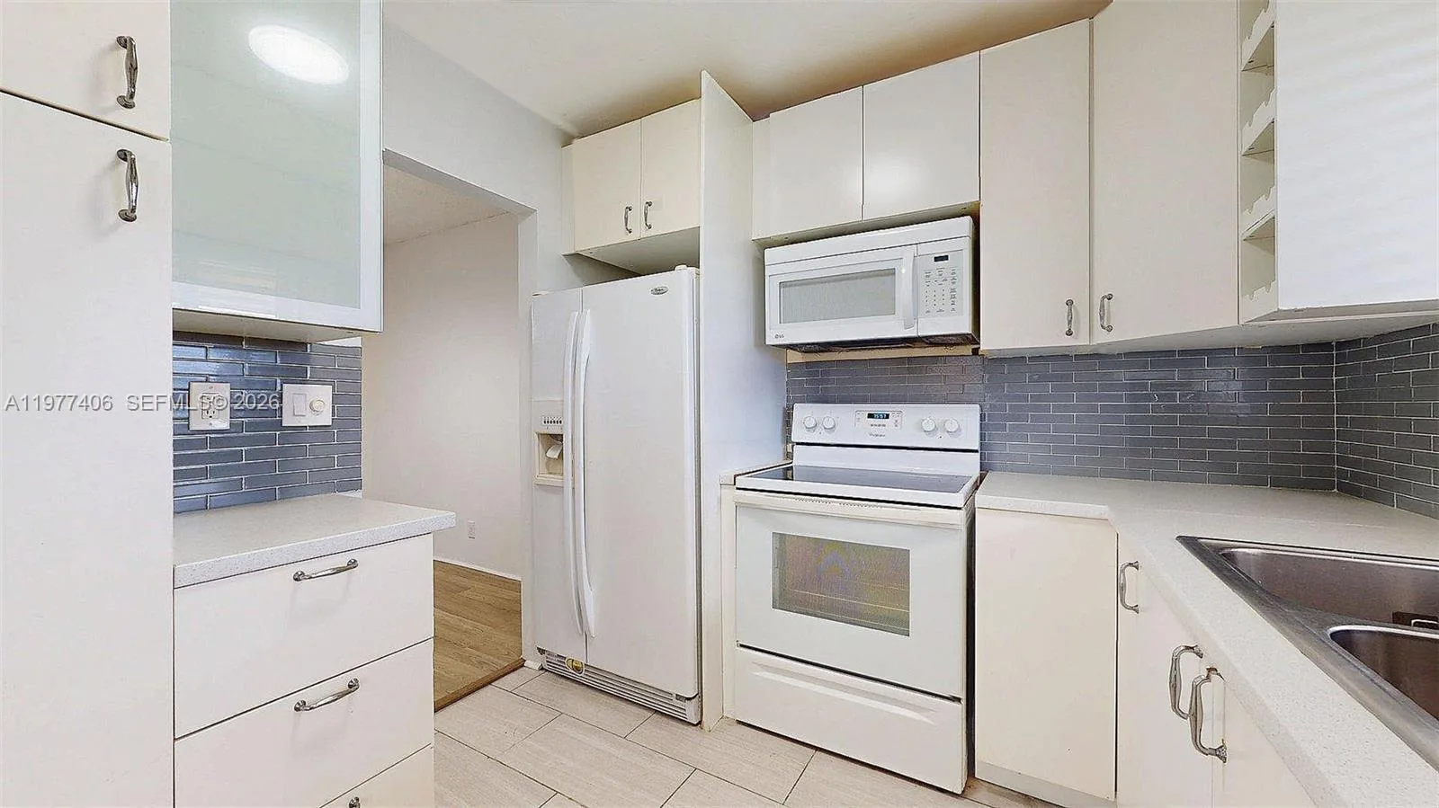 5300 Washington St # D303, Hollywood, FL 33021 photo 6