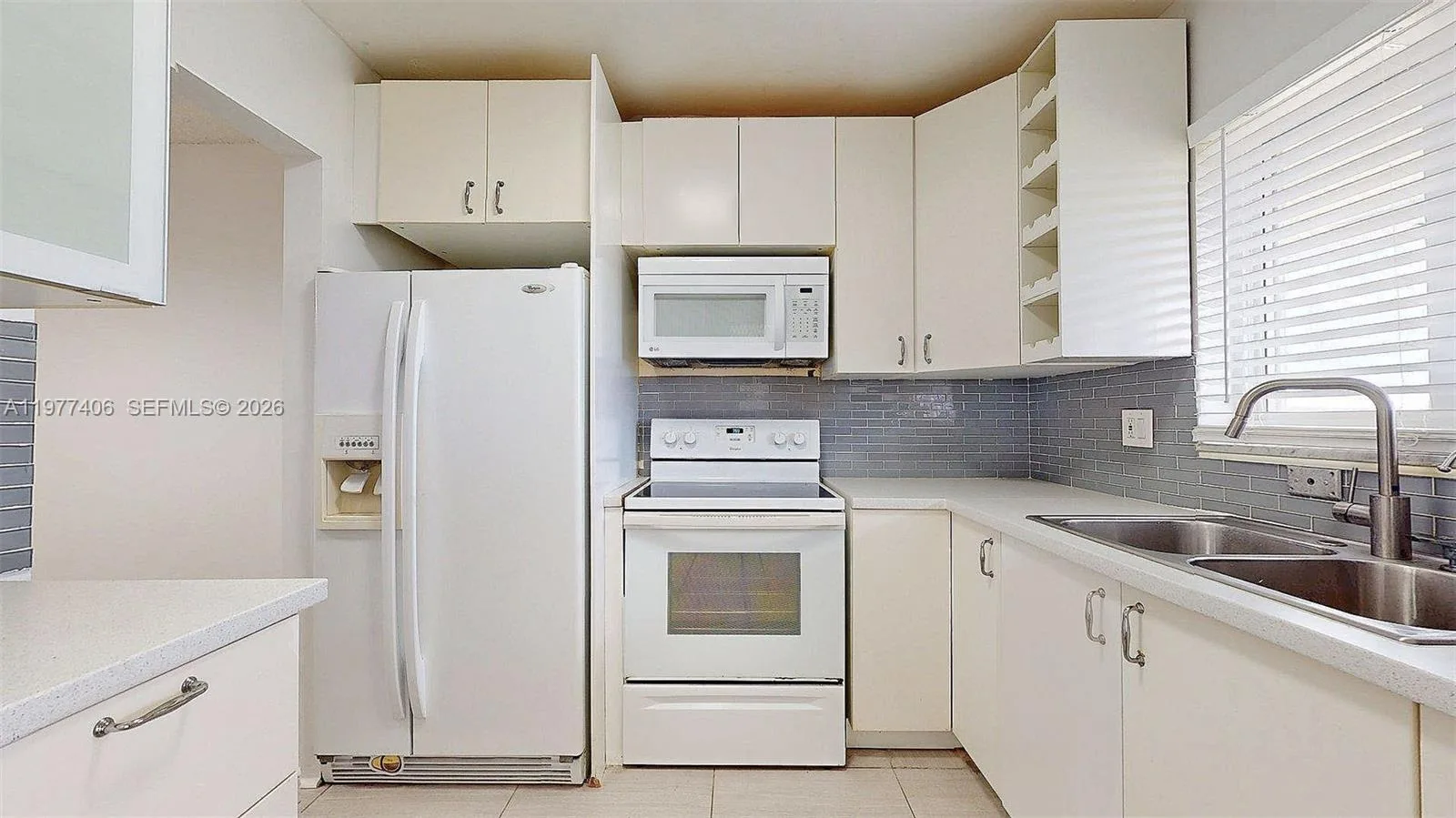 5300 Washington St # D303, Hollywood, FL 33021 photo 8