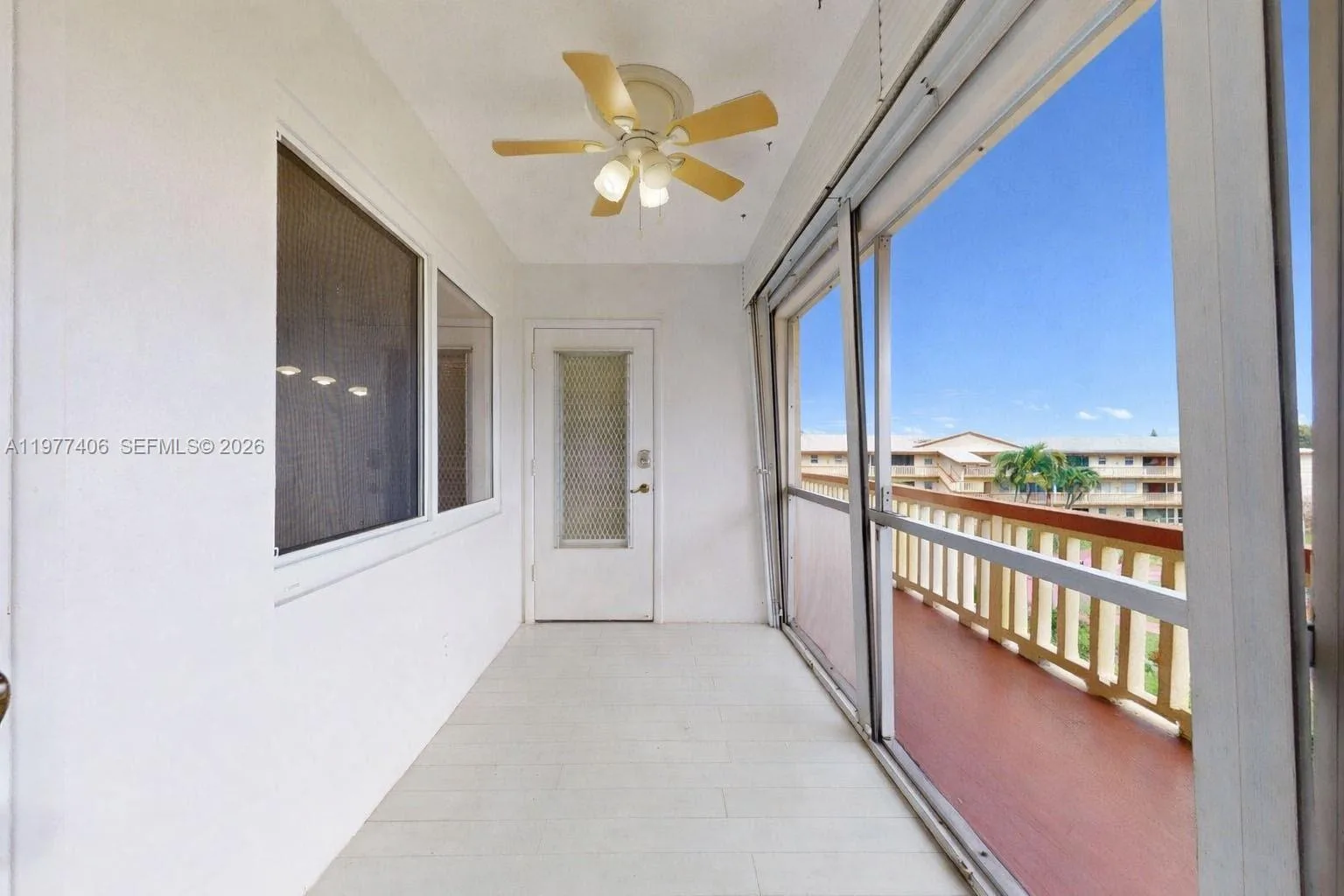 5300 Washington St # D303, Hollywood, FL 33021 photo 9