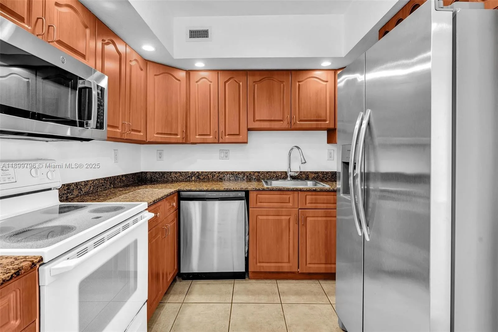 5600 Collins Ave # 10J, Miami Beach, FL 33140 photo 5