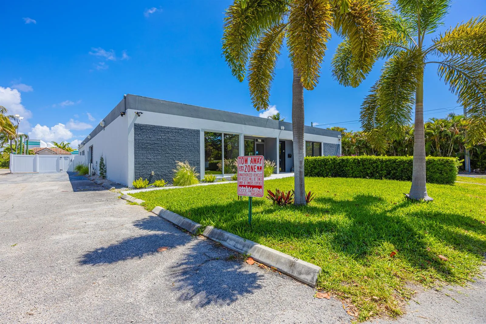 705 Bond Way, Delray Beach, FL 33483 photo 3