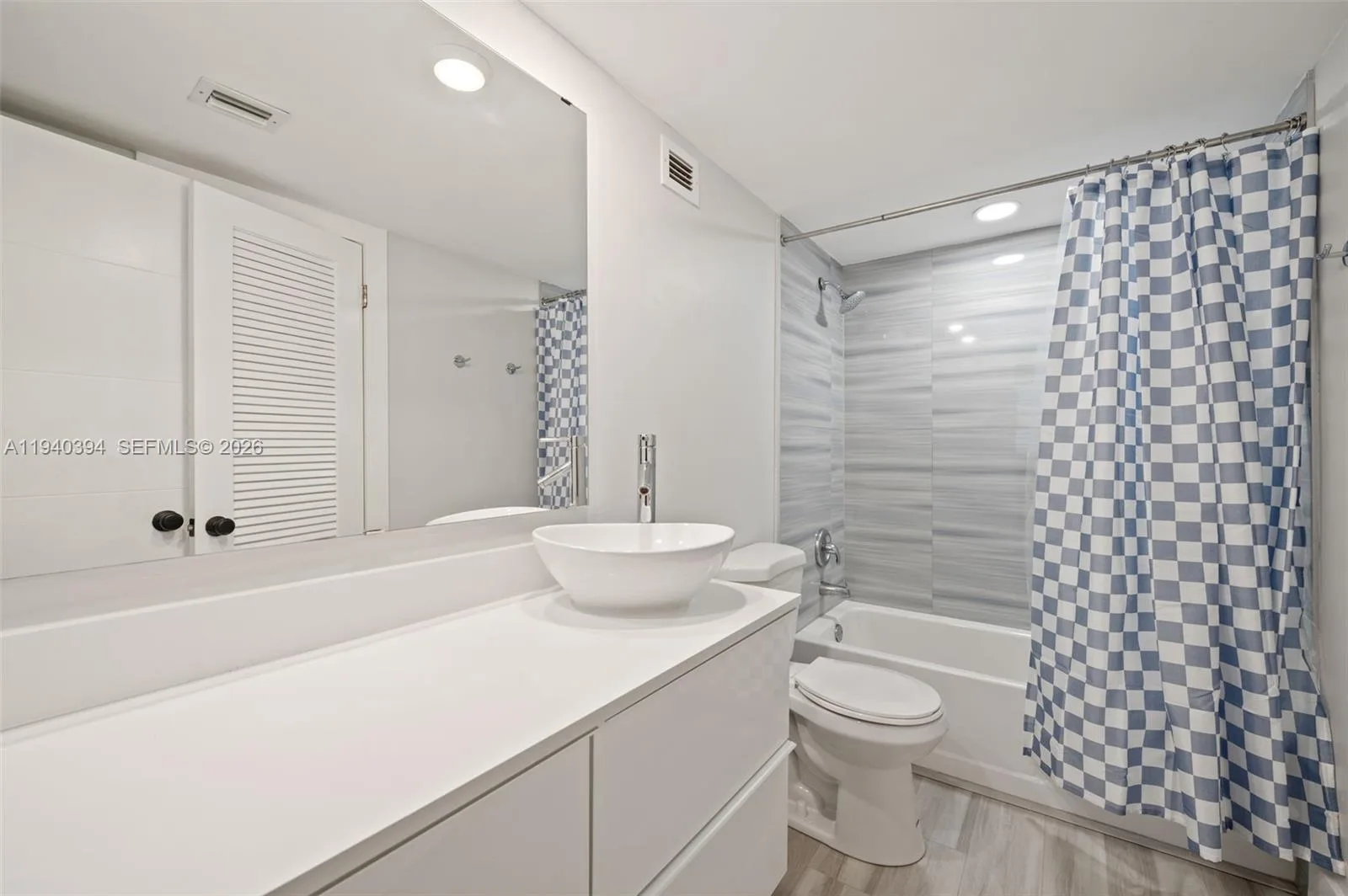 6039 Collins Ave # 509, Miami Beach, FL 33140 photo 10