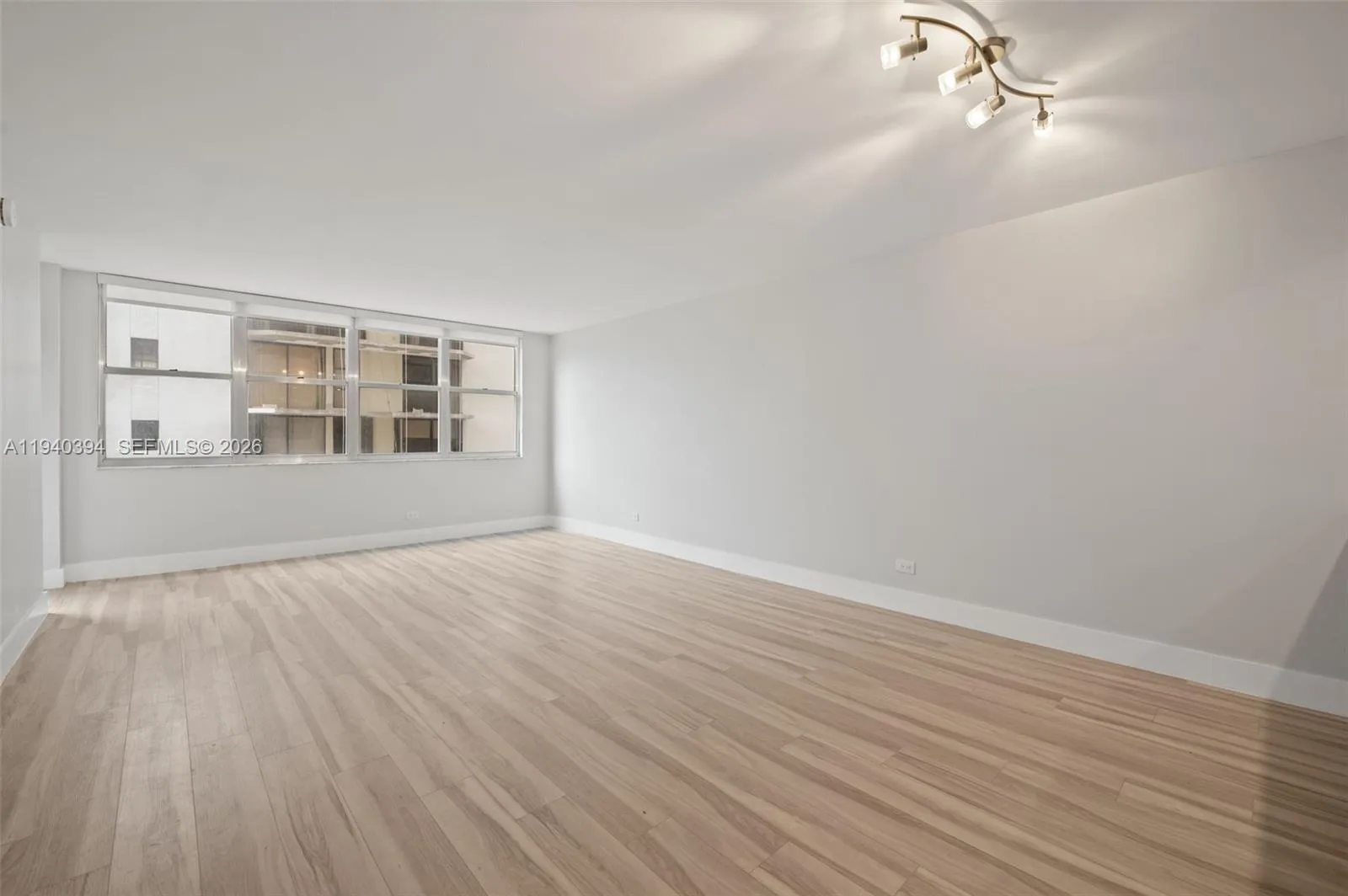 6039 Collins Ave # 509, Miami Beach, FL 33140 photo 7