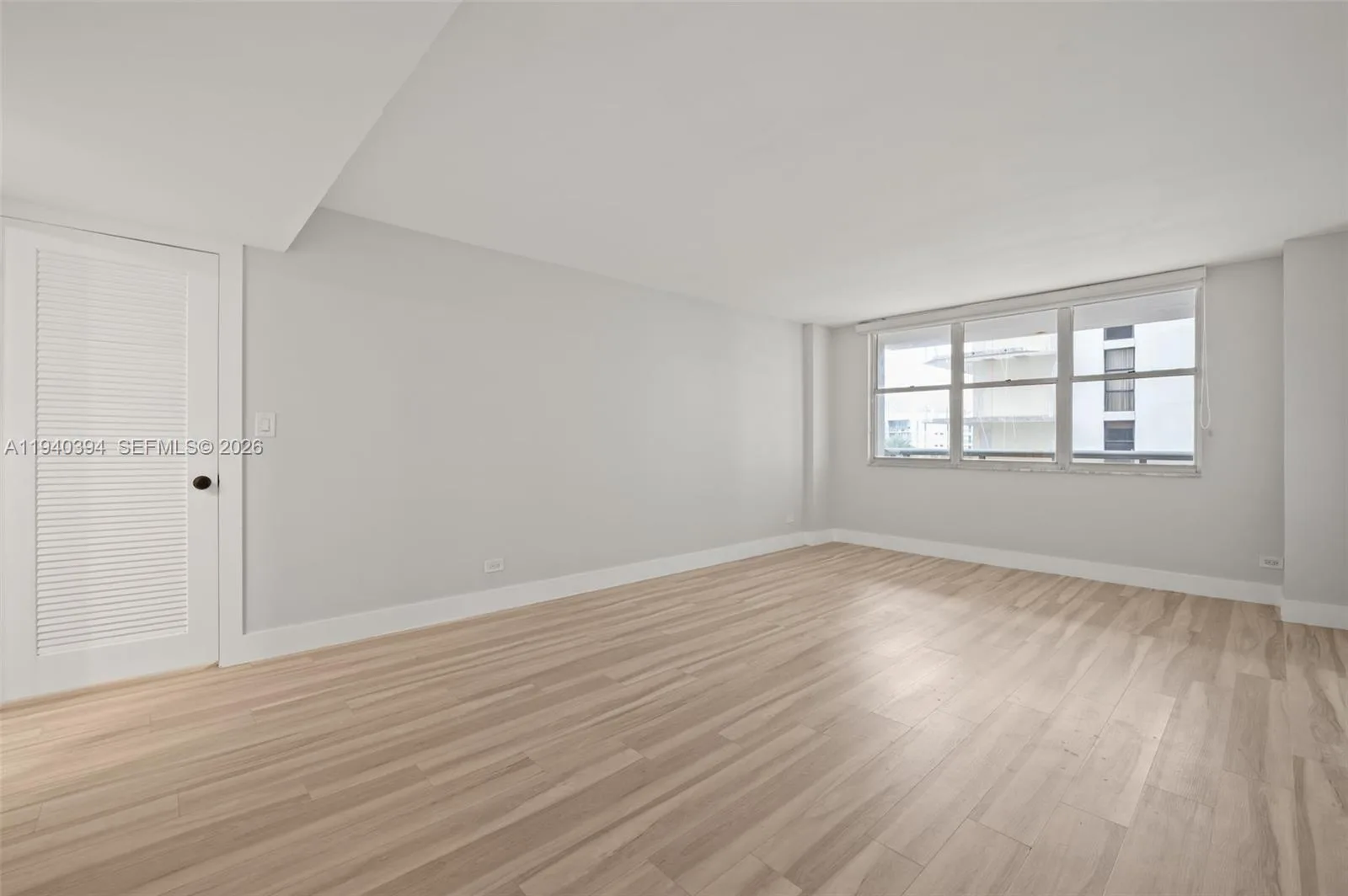 6039 Collins Ave # 509, Miami Beach, FL 33140 photo 9