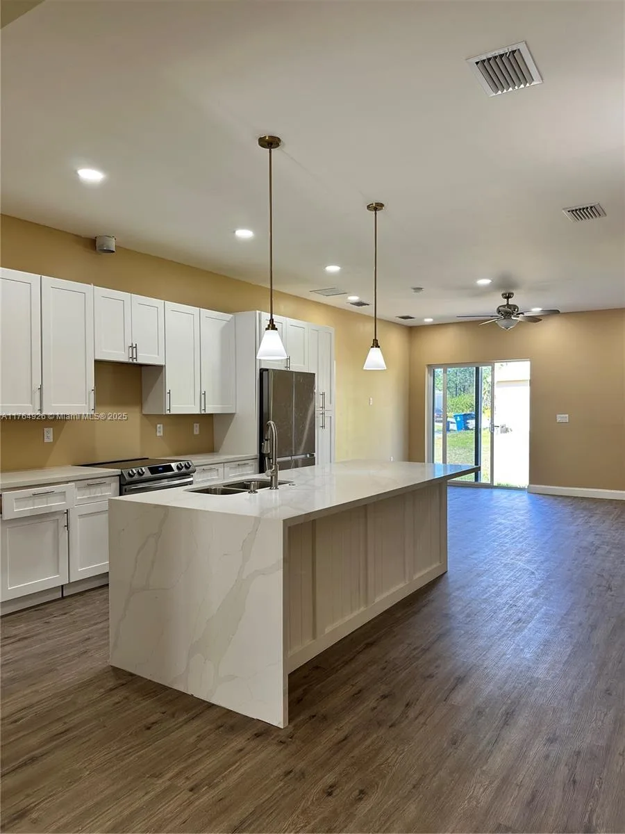 1140 Harlingen RD SW # -, Palm Bay, FL 32908 photo 5