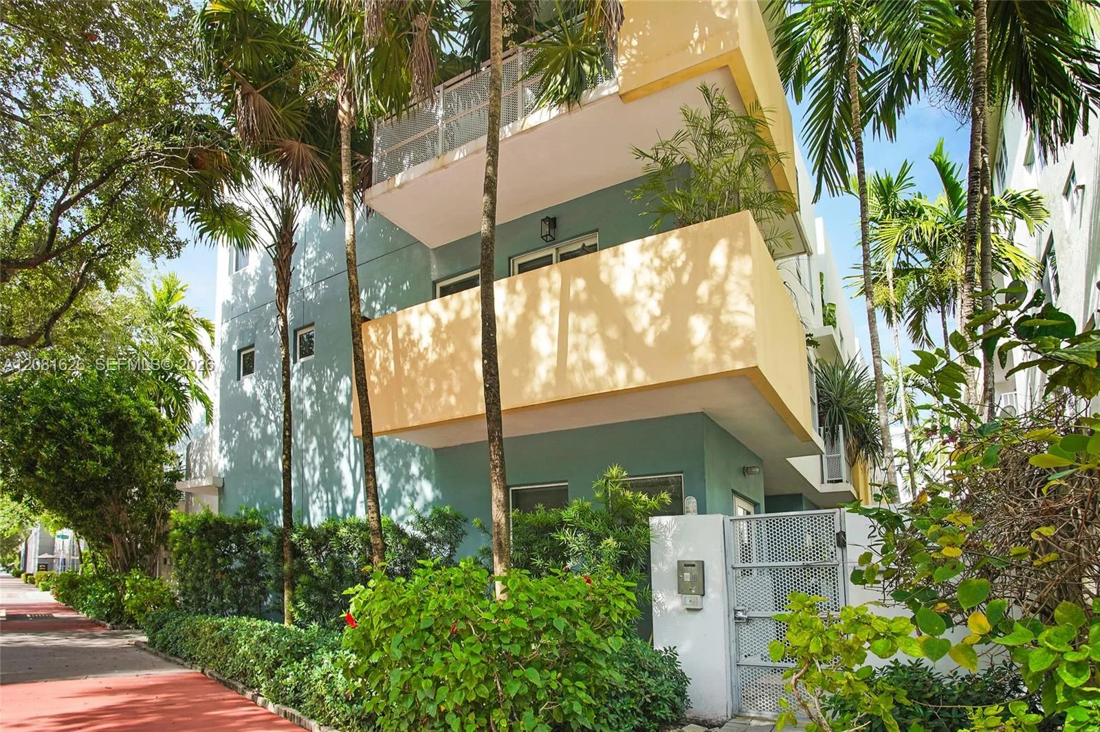 206 Washington Ave # 12, Miami Beach, FL 33139