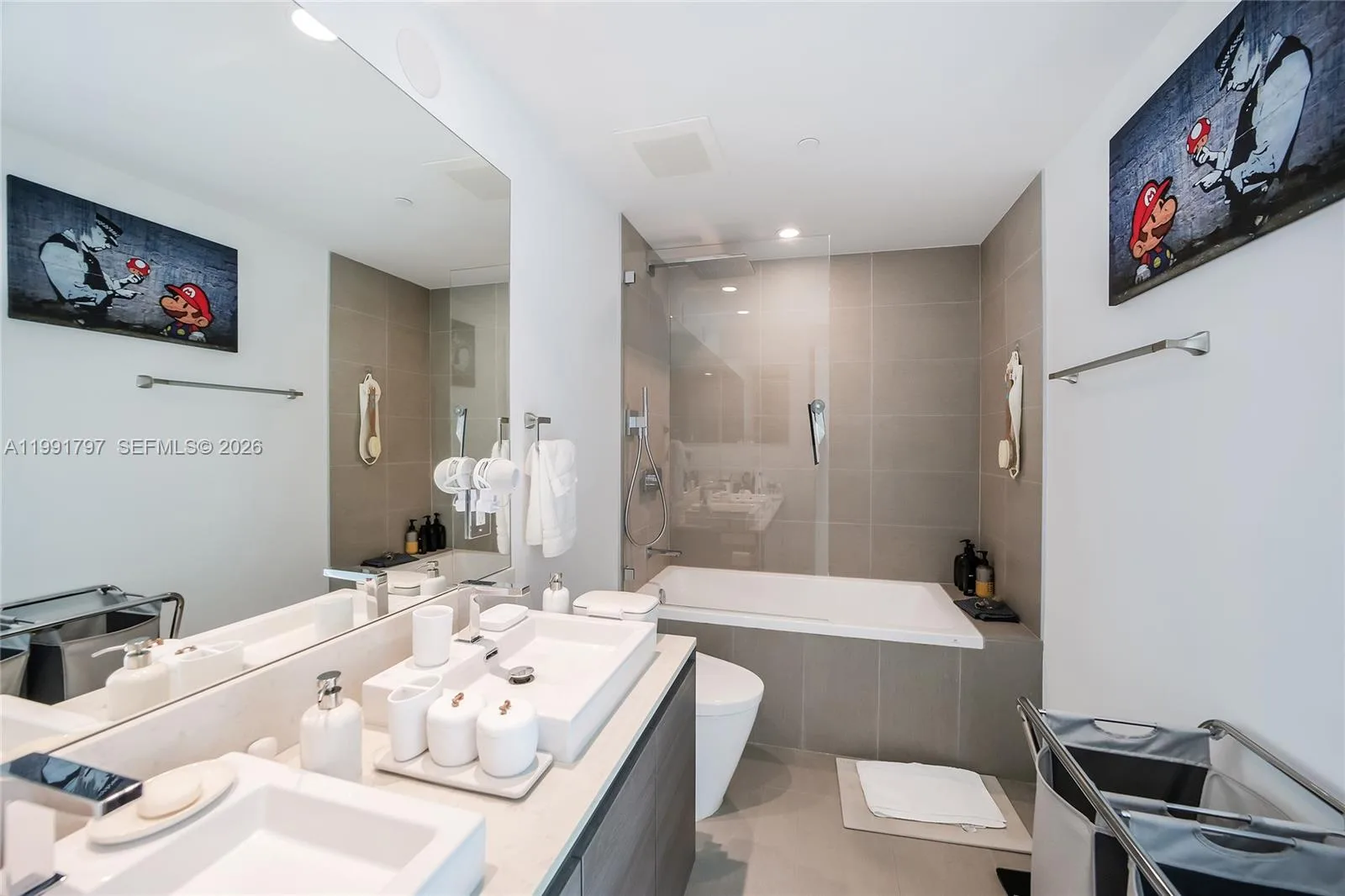 1080 Brickell Ave # 1603, Miami, FL 33131 photo 12