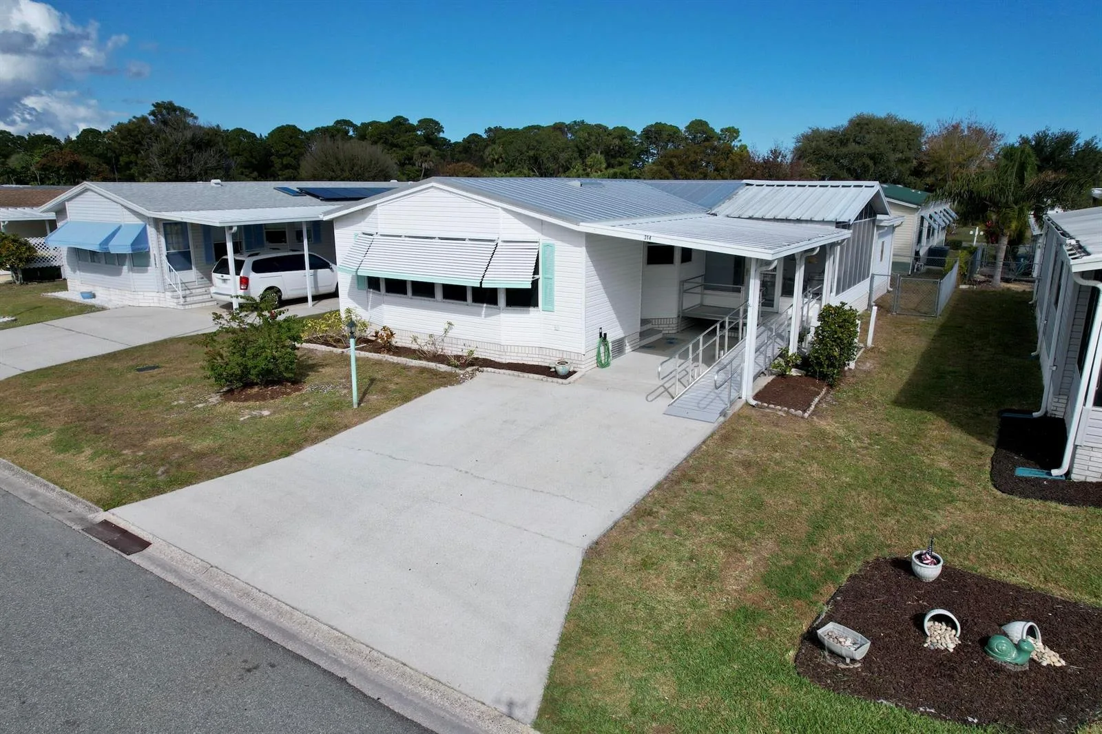 314 Kiwi Drive, Barefoot Bay, FL 32976
