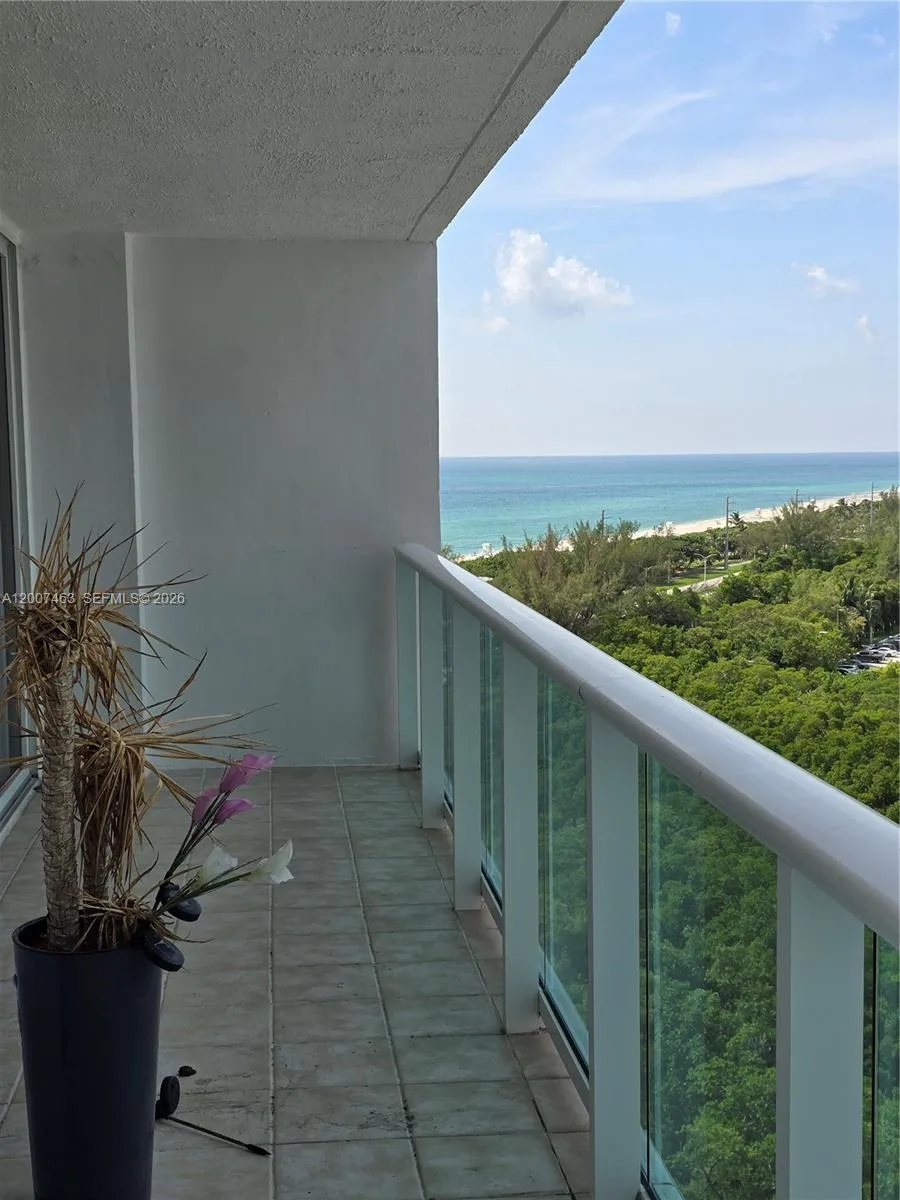 100 Bayview Dr # 1420, Sunny Isles Beach, FL 33160 photo 2