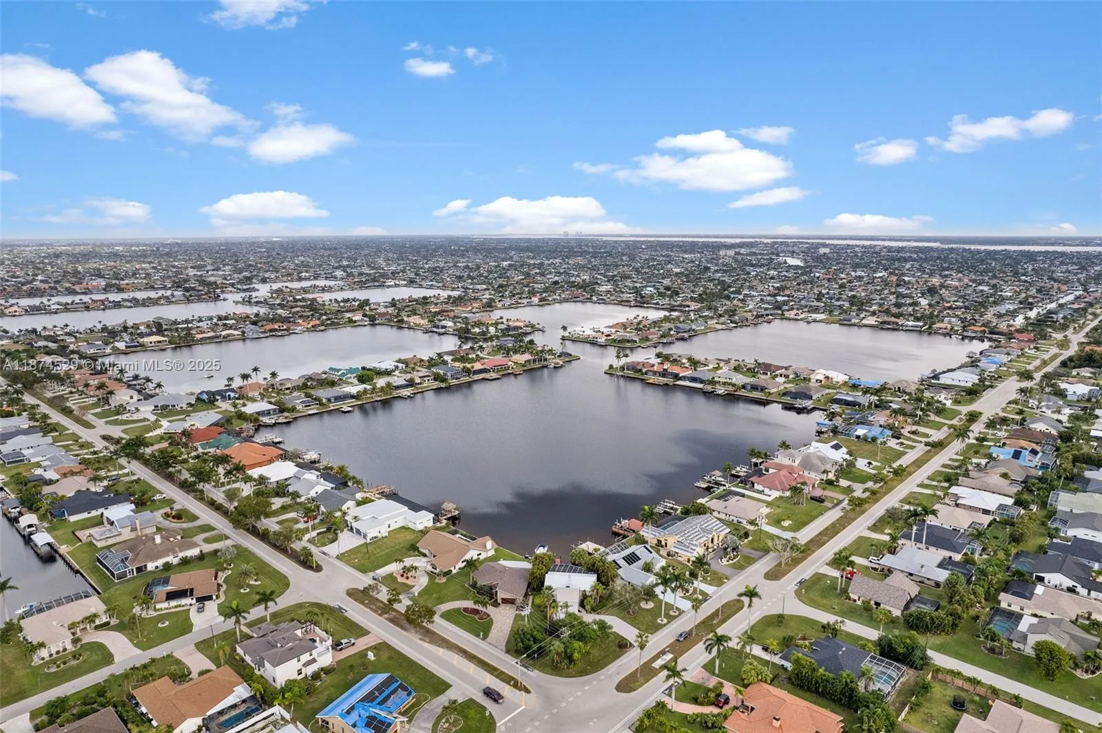725 El Dorado PKWY W, Cape Coral, FL 33914 photo 3