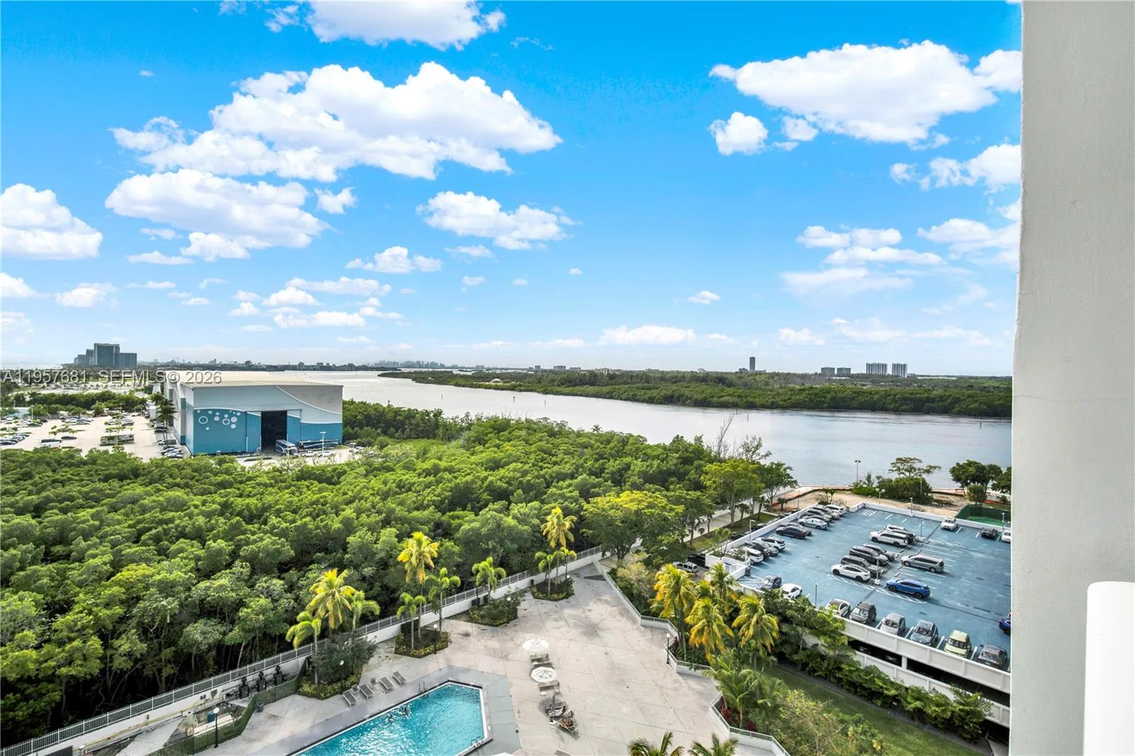 100 S Bayview Dr # 1222, Sunny Isles Beach, FL 33160 photo 2