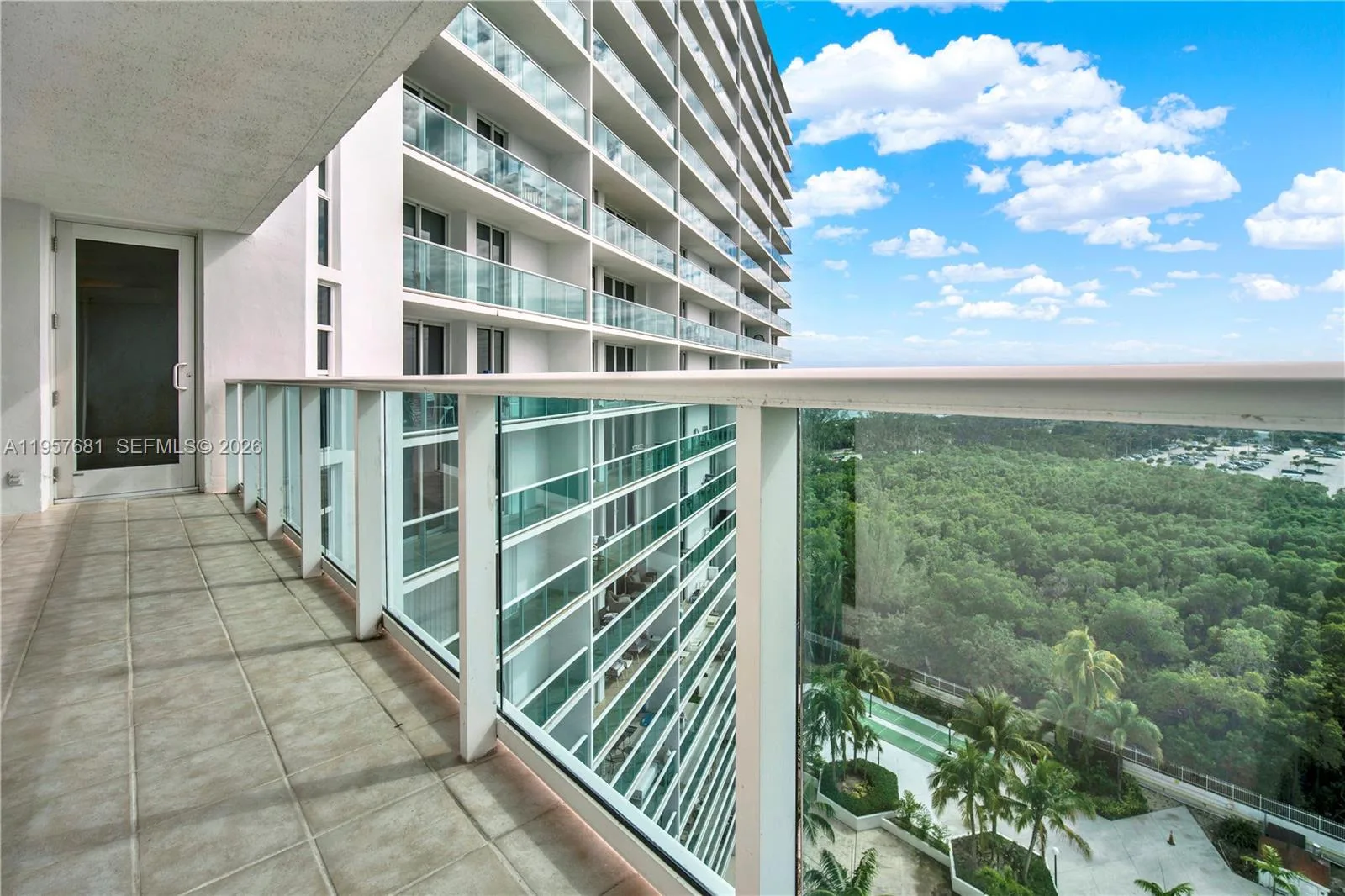 100 S Bayview Dr # 1222, Sunny Isles Beach, FL 33160 photo 6
