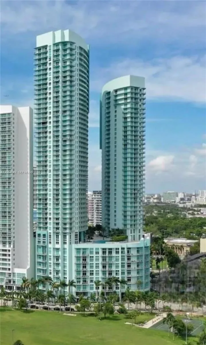 1900 N Bayshore Dr # 512, Miami, FL 33132