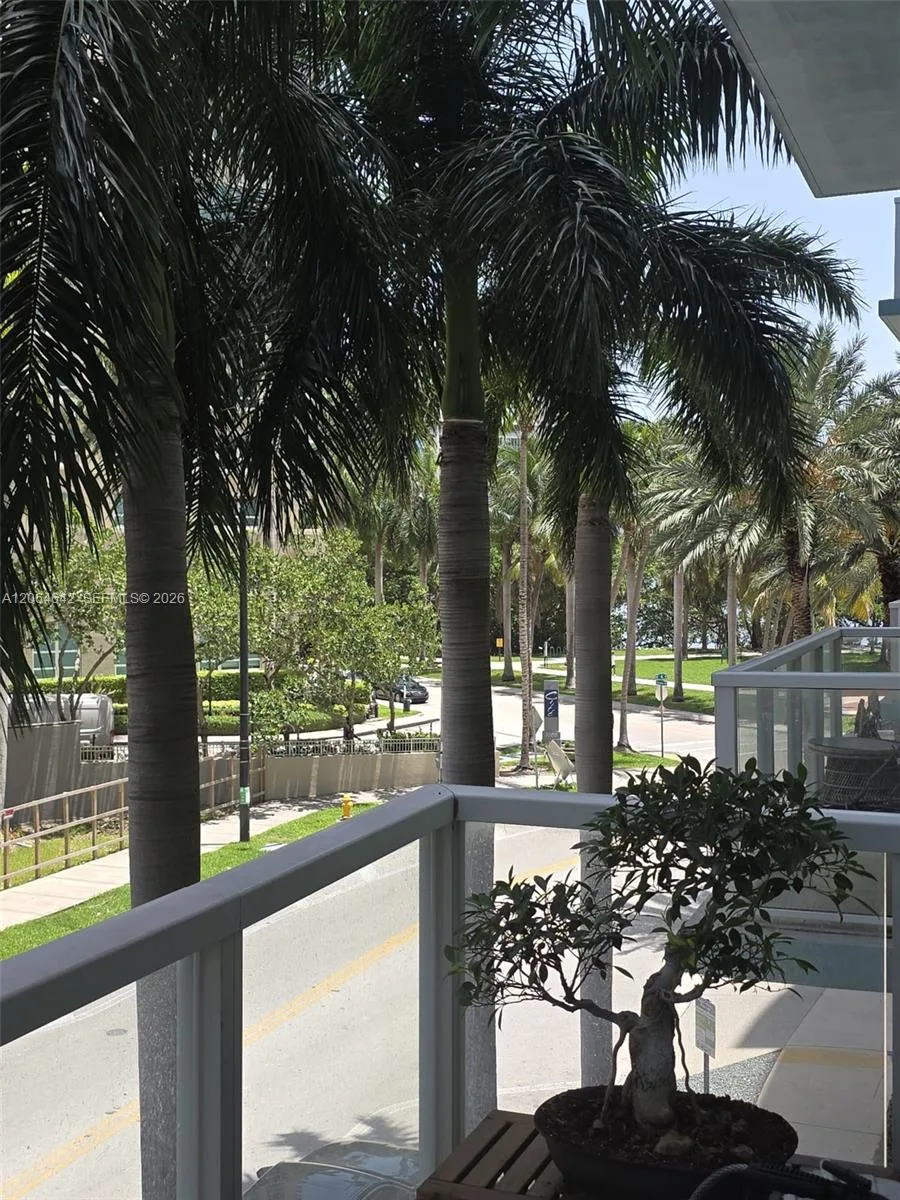 1900 N Bayshore Dr # 512, Miami, FL 33132 photo 11