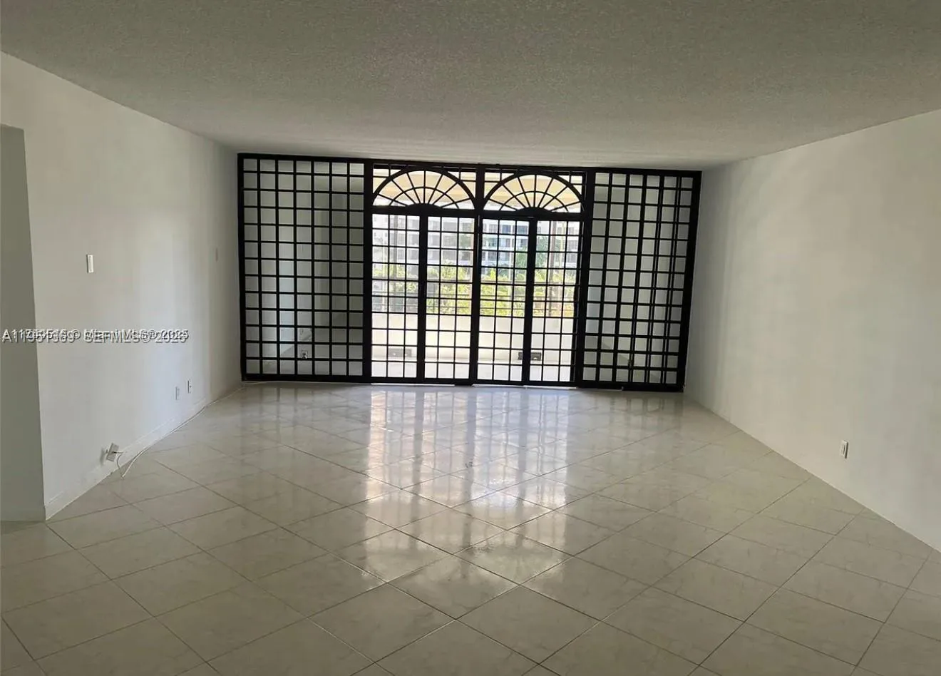 500 Three Islands Blvd # 306, Hallandale Beach, FL 33009 photo 2