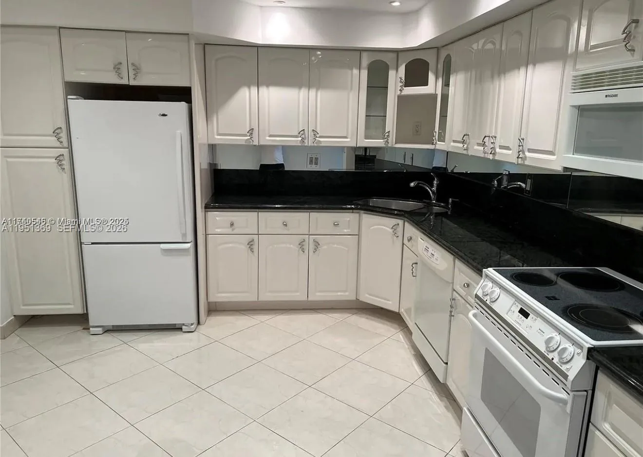 500 Three Islands Blvd # 306, Hallandale Beach, FL 33009 photo 4