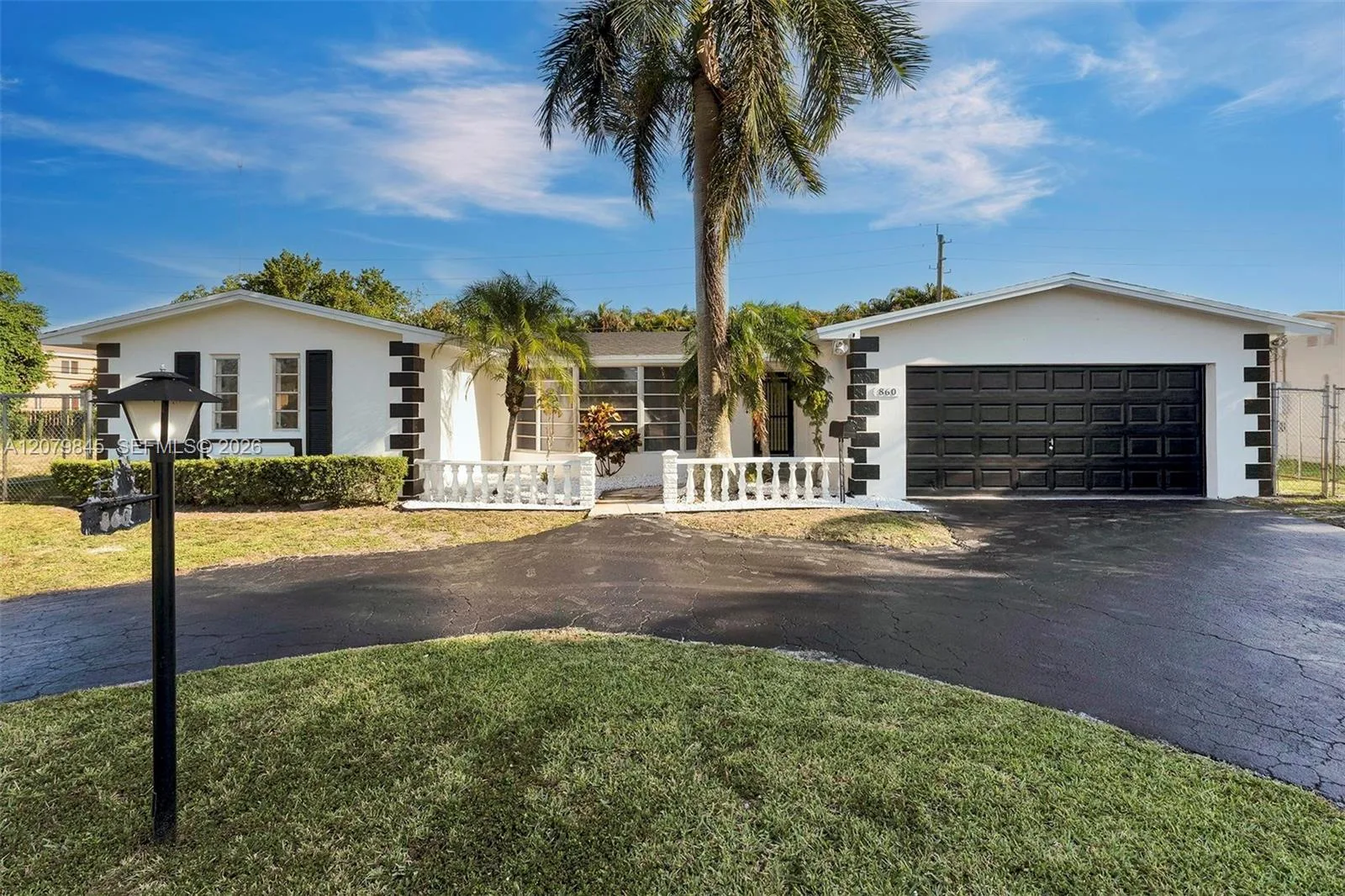 860 NW 207th St, Miami Gardens, FL 33169 — zdjęcie 2