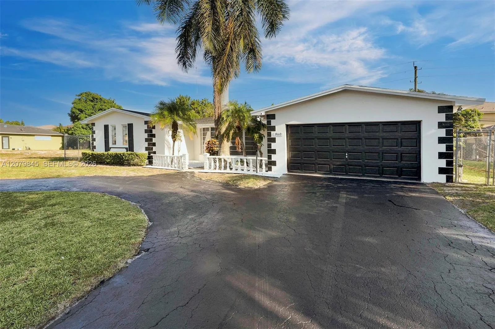 860 NW 207th St, Miami Gardens, FL 33169 — zdjęcie 3