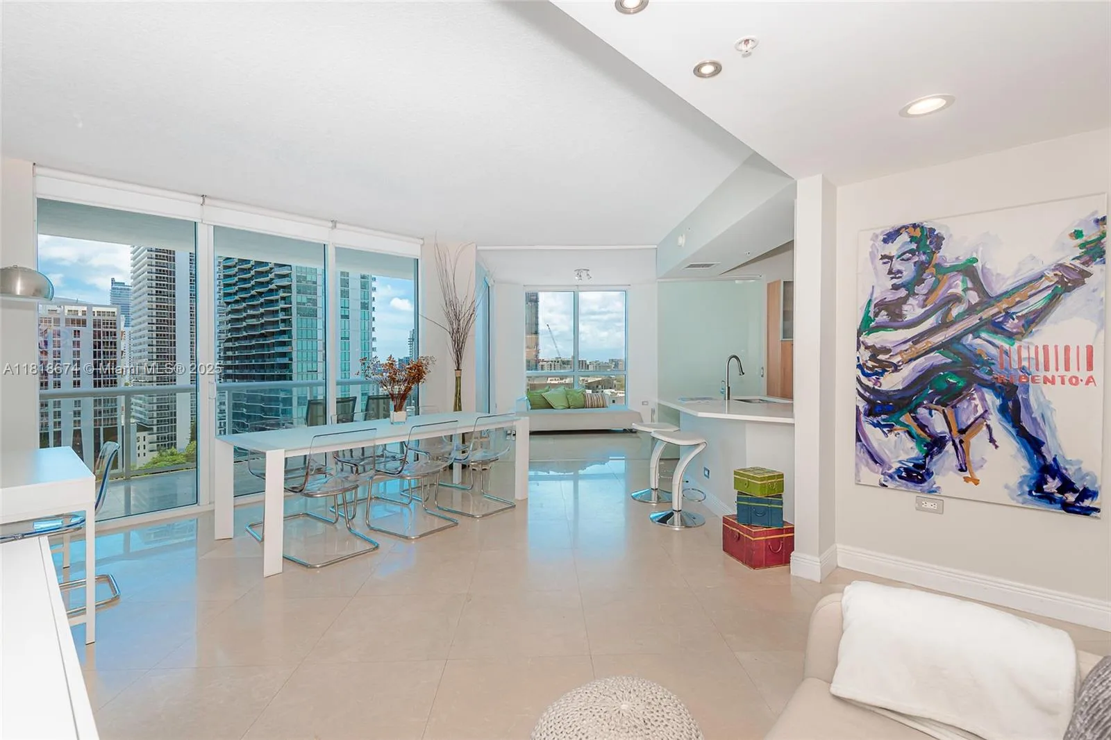 480 NE 30th St # 1505, Miami, FL 33137 photo 2