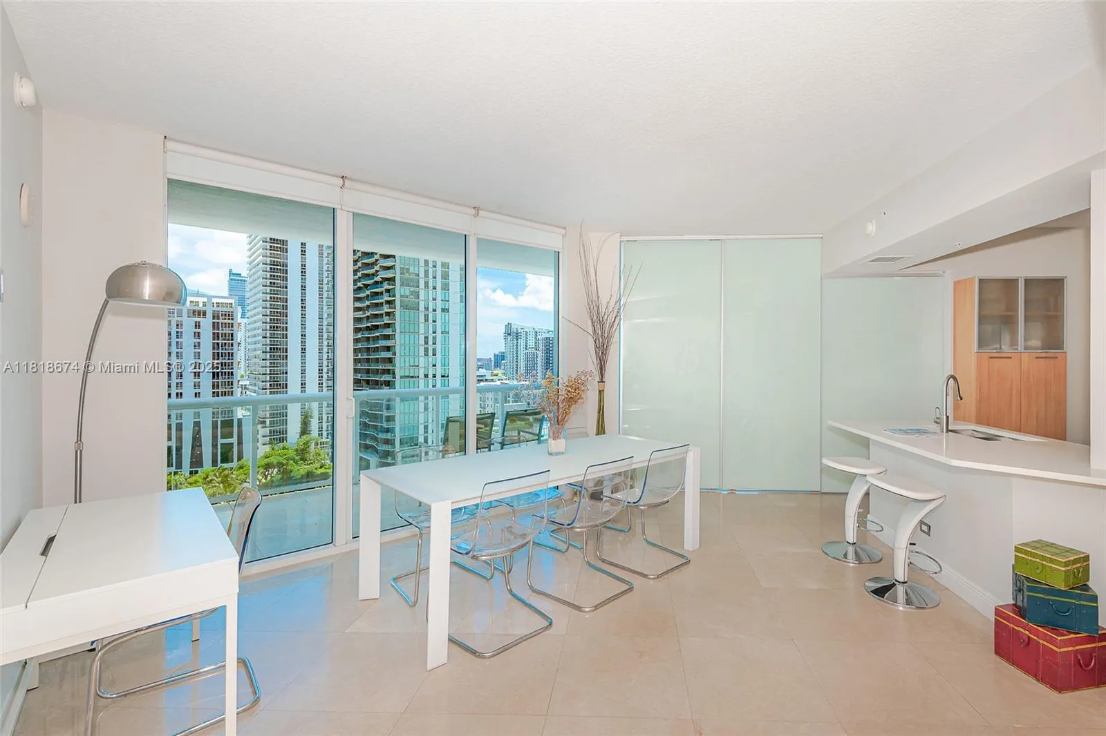 480 NE 30th St # 1505, Miami, FL 33137 photo 3