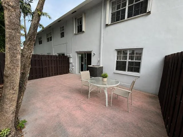 1759 SW 81st Lane, Davie, FL 33324 photo 12
