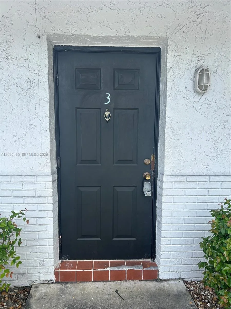 1045 N Andrews Ave # 3, Fort Lauderdale, FL 33311