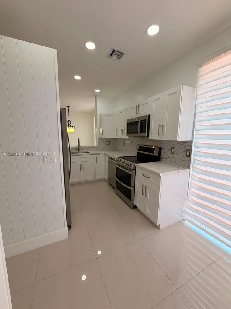 15112 NW 8th St # 77, Pembroke Pines, FL 33028 photo 4