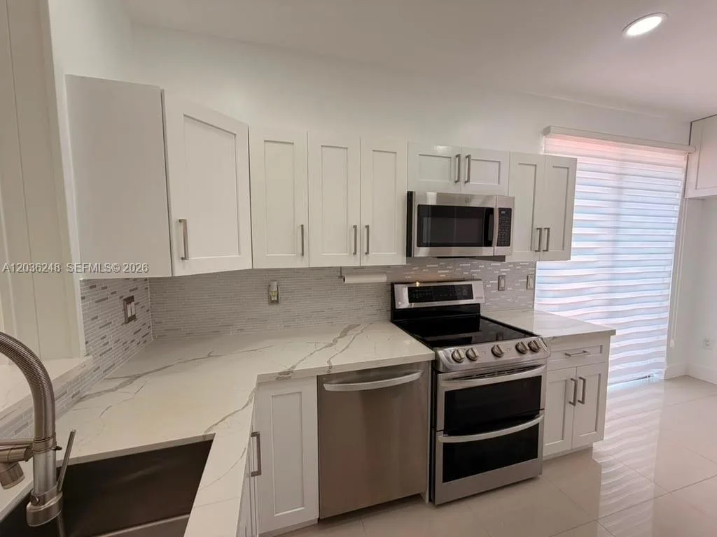 15112 NW 8th St # 77, Pembroke Pines, FL 33028 photo 7