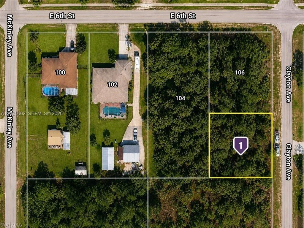 521 Clayton Ave, Lehigh Acres, FL 33972