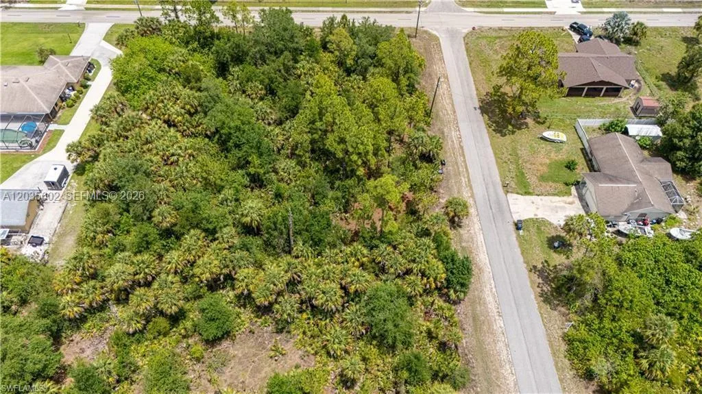 521 Clayton Ave, Lehigh Acres, FL 33972 photo 5