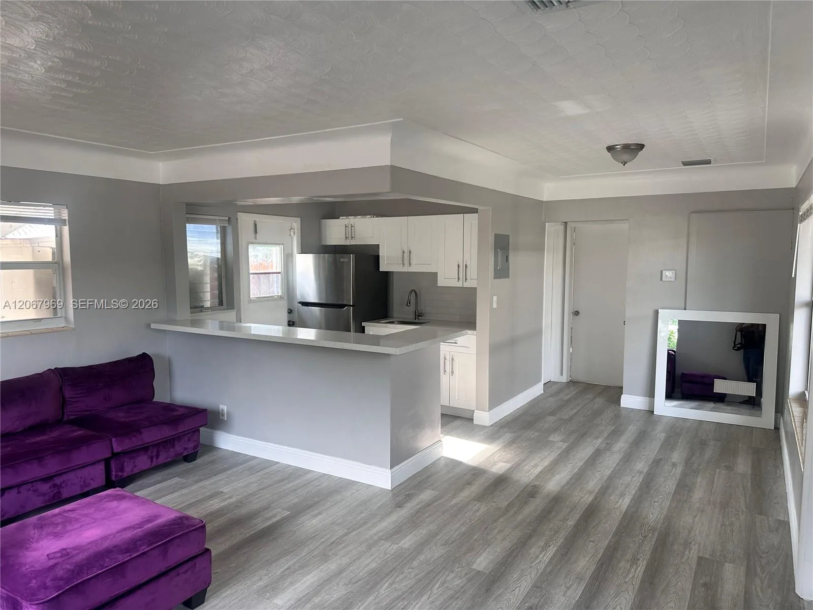 1925 NE 26th St, Wilton Manors, FL 33305 photo 4