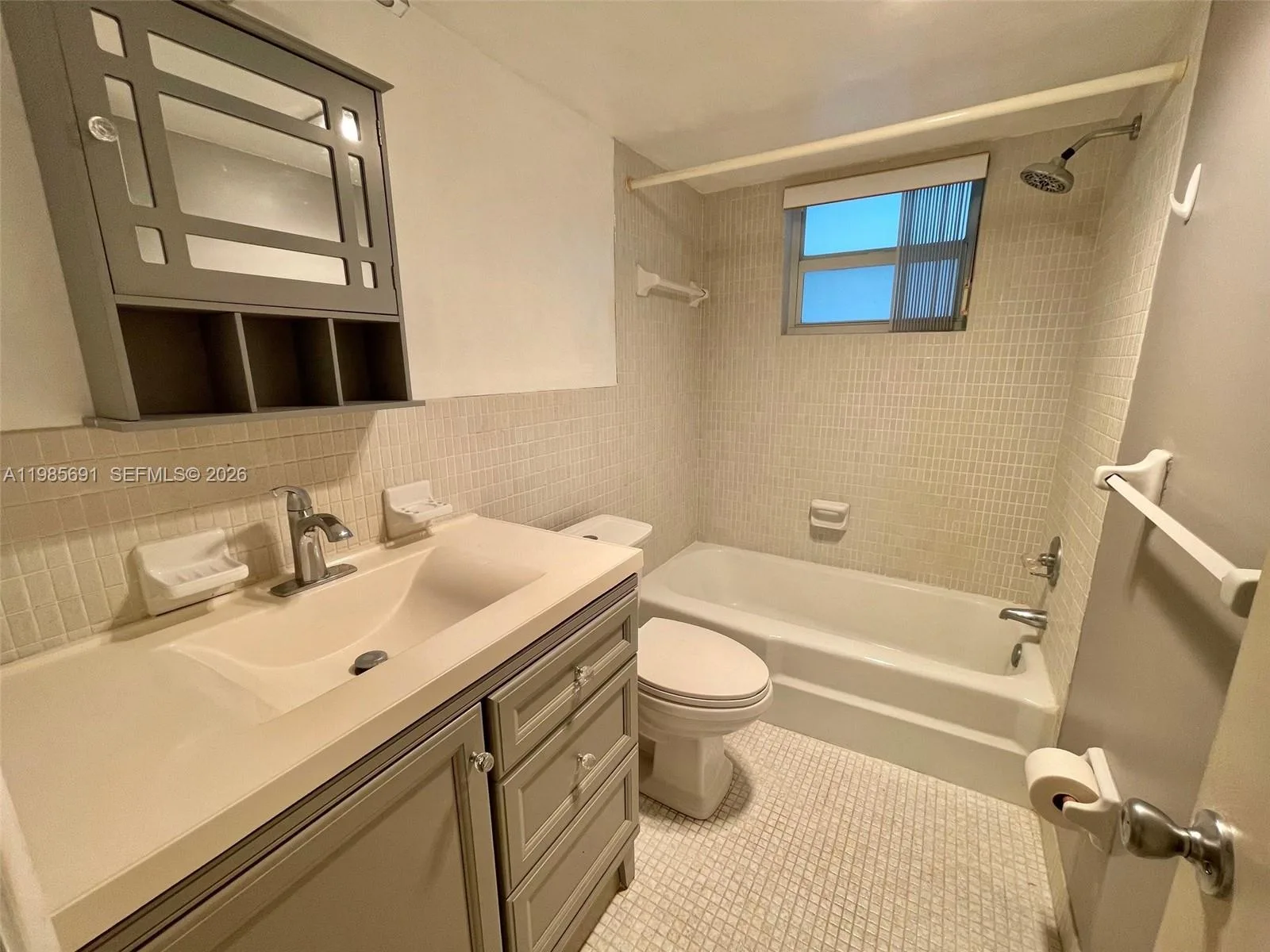 1000 Hillcrest Ct # 308, Hollywood, FL 33021 photo 11