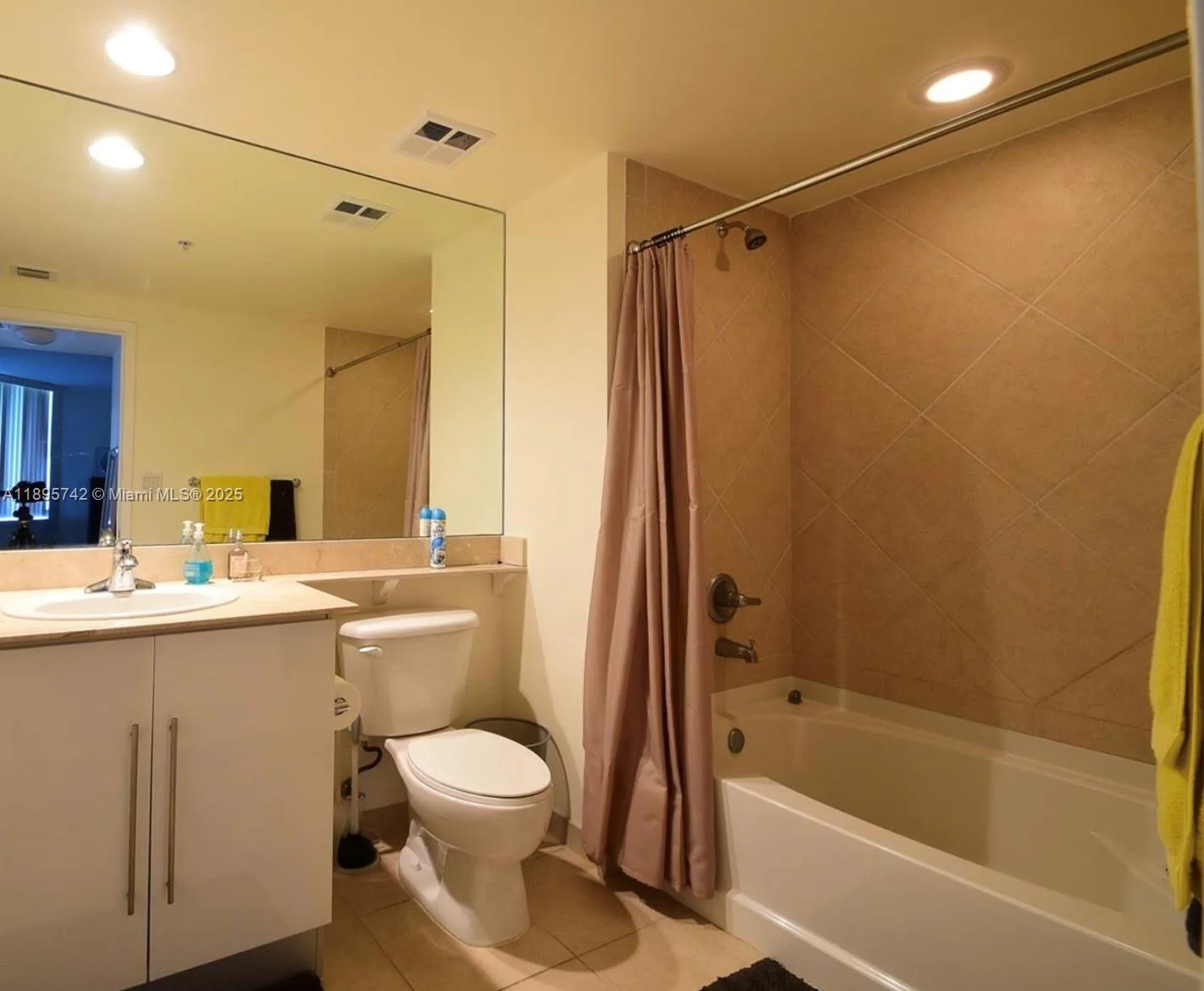 335 S Biscayne Blvd # 2707, Miami, FL 33131 photo 12