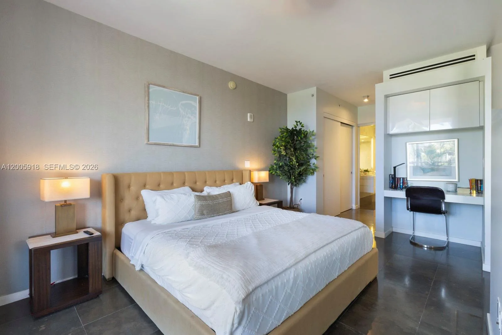 220 21st St # 303, Miami Beach, FL 33139 photo 12