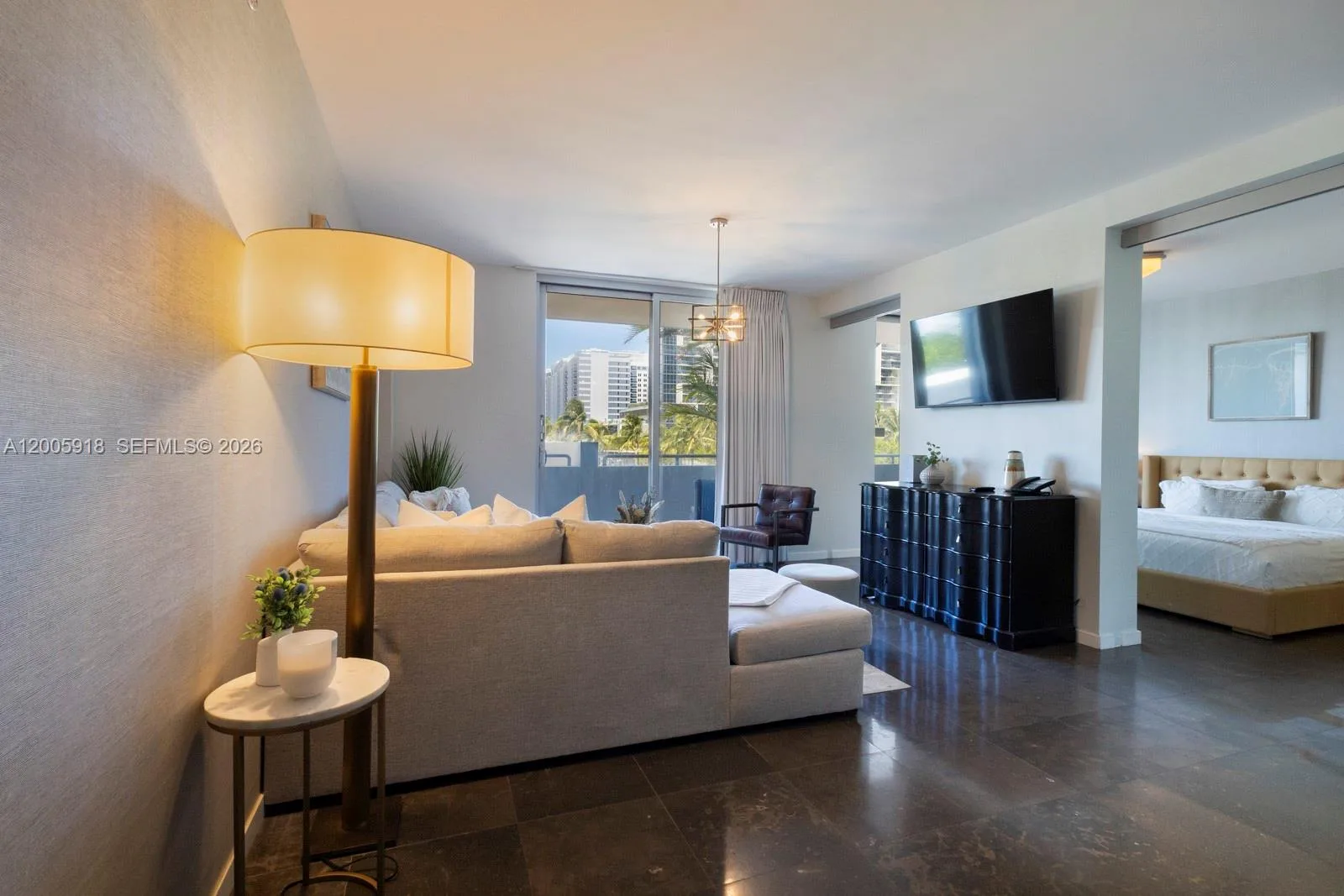 220 21st St # 303, Miami Beach, FL 33139 photo 4