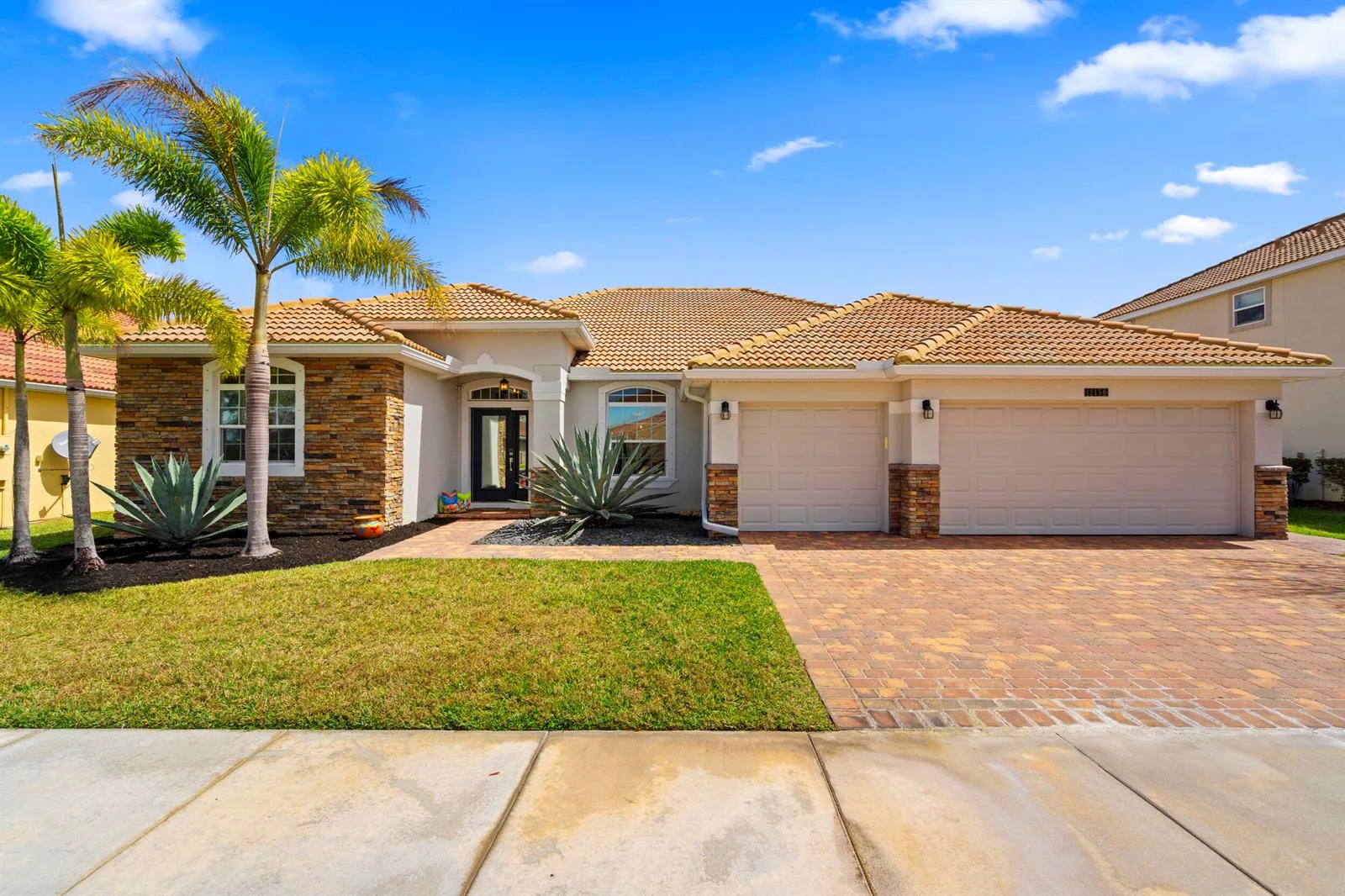 12150 SW Aventino Drive, Port St. Lucie, FL 34987