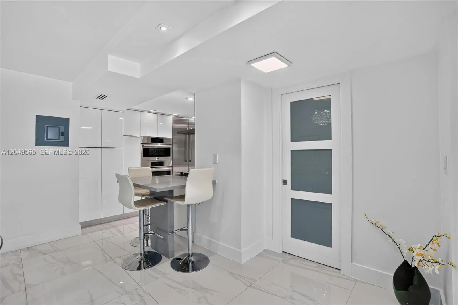 6039 Collins Ave # 1624, Miami Beach, FL 33140 photo 6