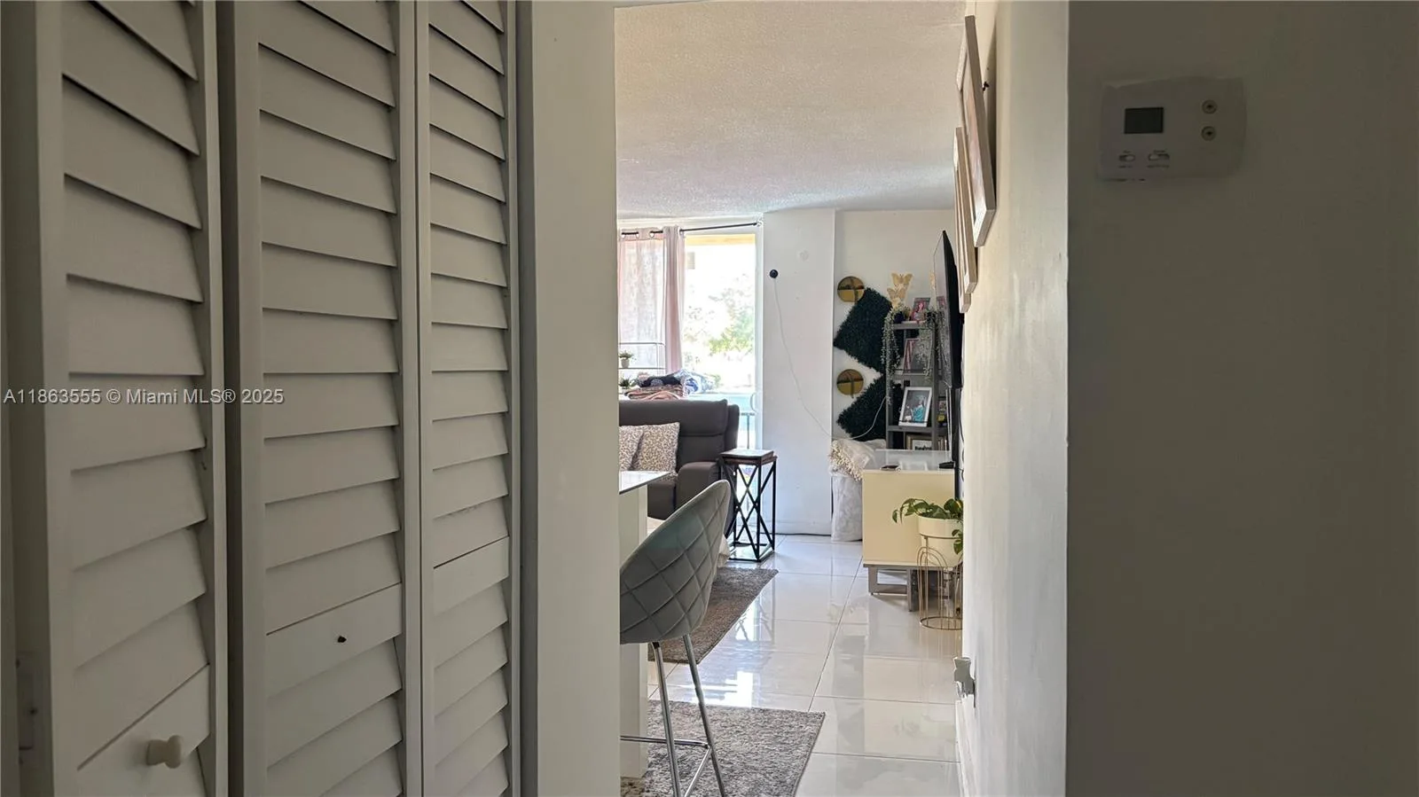 2075 NE 164th St # 105, North Miami Beach, FL 33162 photo 3