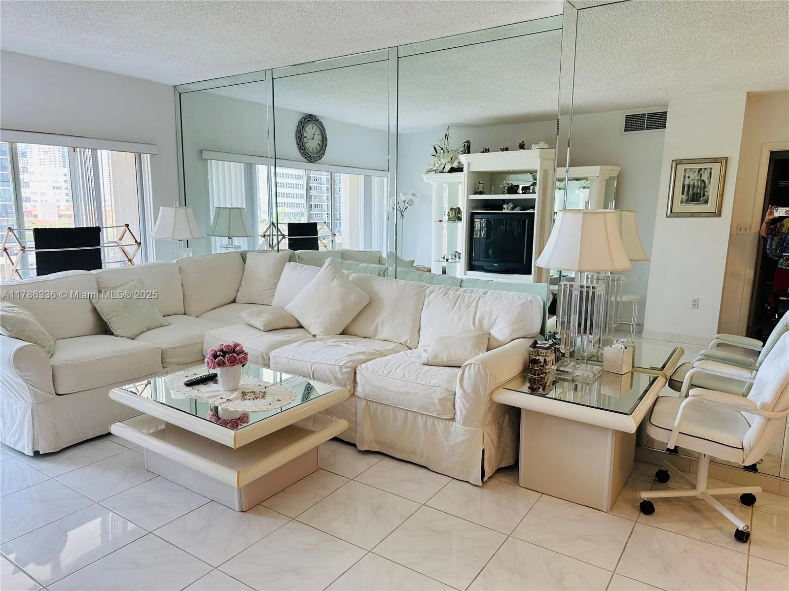 1985 S Ocean Dr # 4L, Hallandale Beach, FL 33009