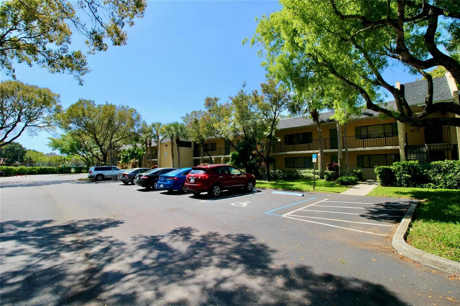 316 Meadows Circle # 316, Boynton Beach, FL 33436