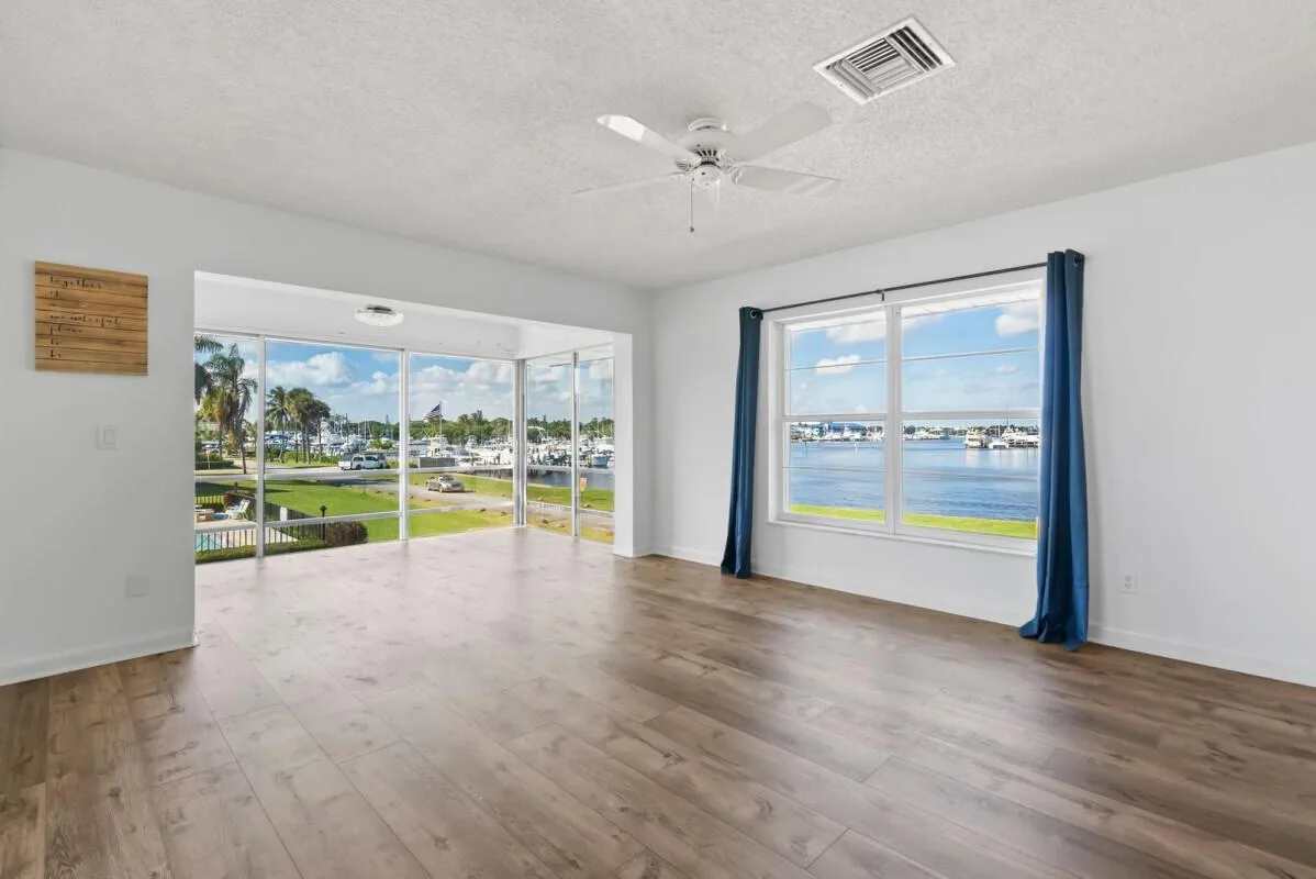 4726 SE Capstan Avenue # 4, Stuart, FL 34997 photo 5
