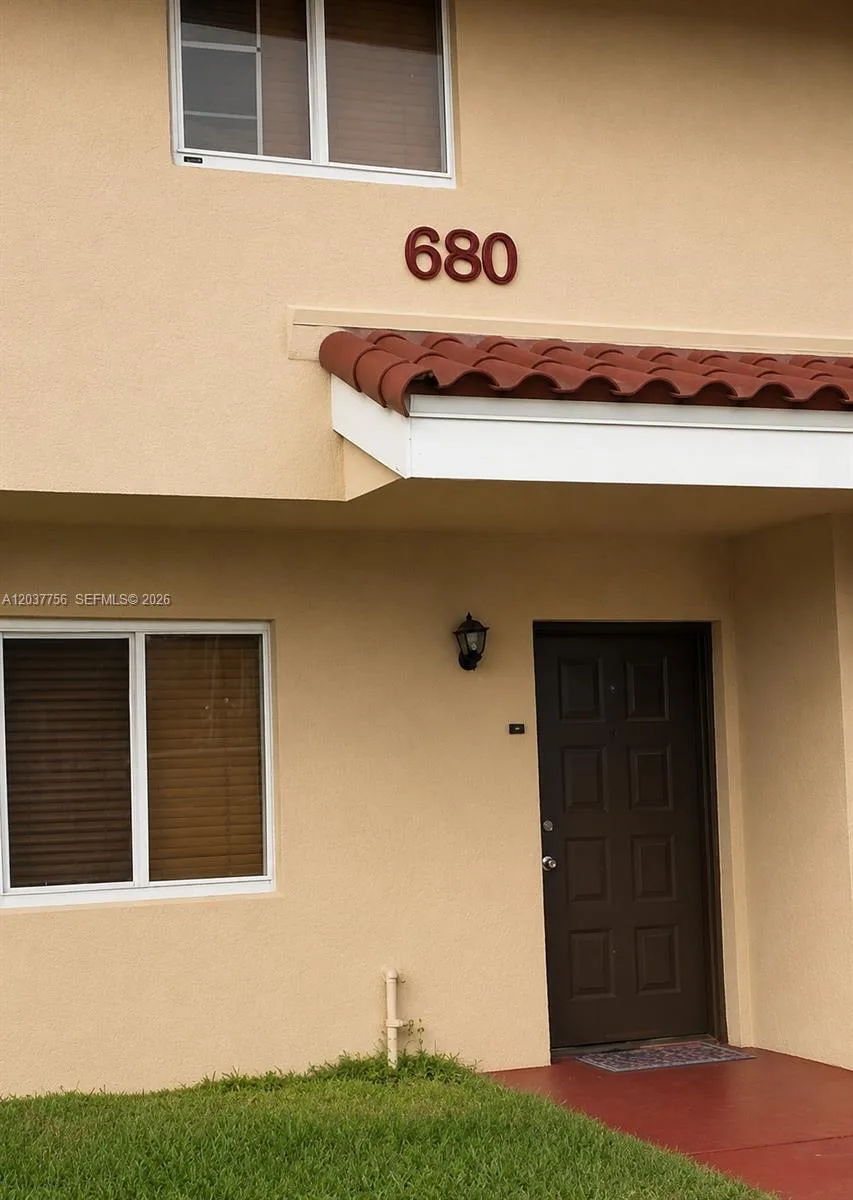 680 NW 82nd. Pl. # 261, Miami, FL 33126