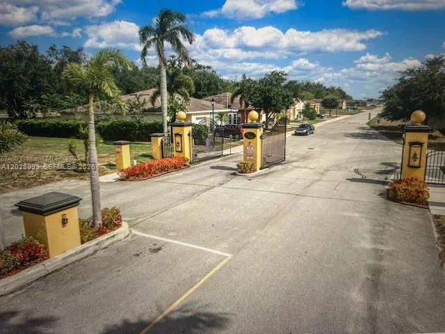 1497 Las Villas Blvd, Sebring, FL 33870