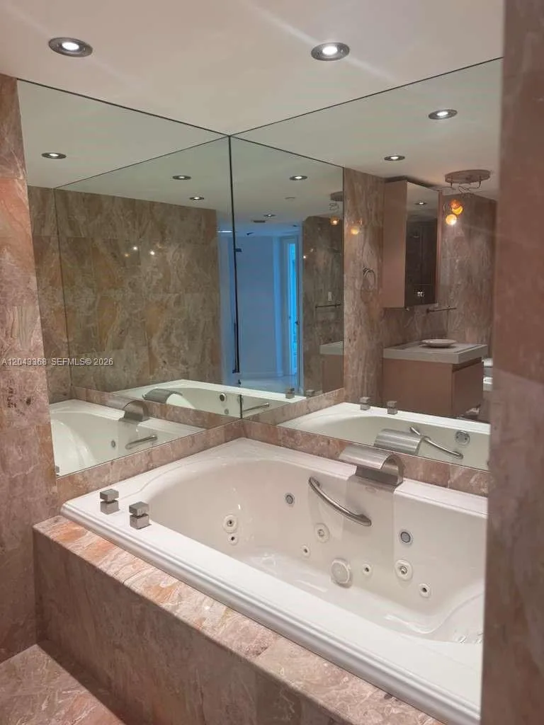 5025 Collins Ave # 1602, Miami Beach, FL 33140 photo 12