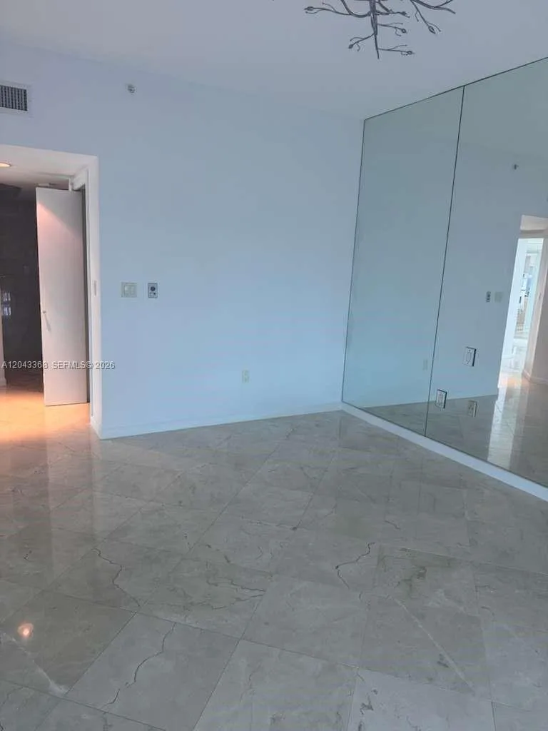 5025 Collins Ave # 1602, Miami Beach, FL 33140 photo 13