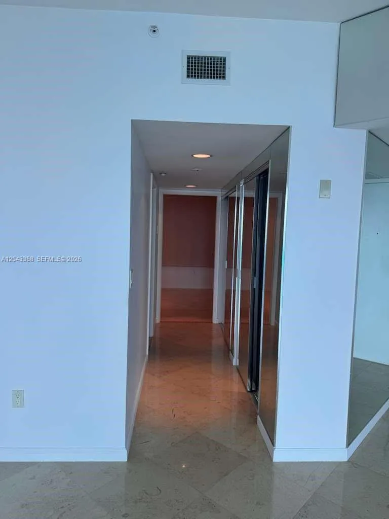 5025 Collins Ave # 1602, Miami Beach, FL 33140 photo 4